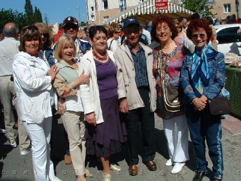 NIMES 2008 013 COUSINS ET COUSINES.jpg